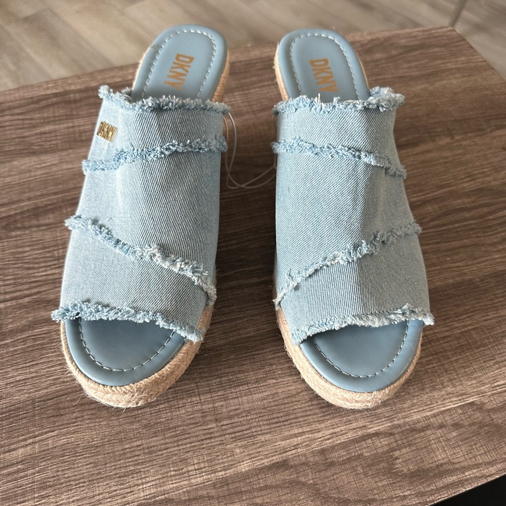DKNY mules/clogs